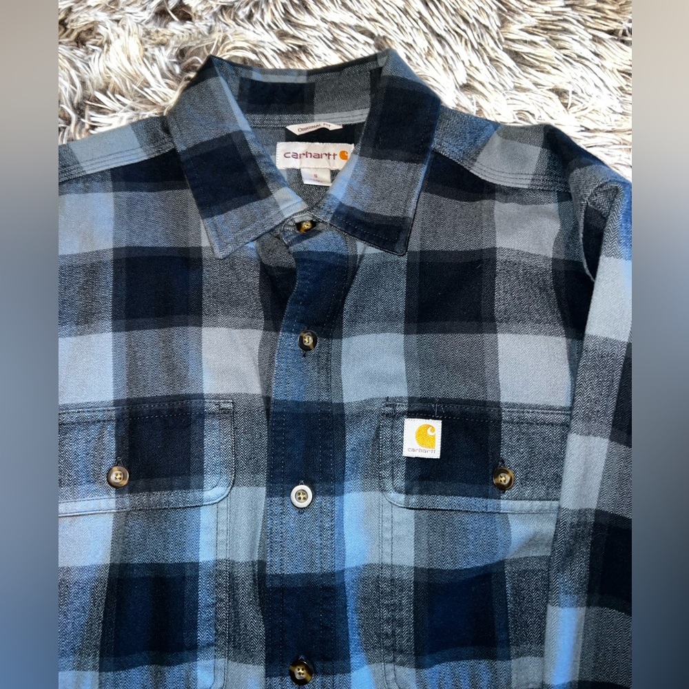 Carhartt Heavyweight Flannel Button down shirt Size Small
